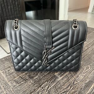 Black Quilted Envelope Crossbody Bag Chevron Flap Chain Strap Silver Hardware